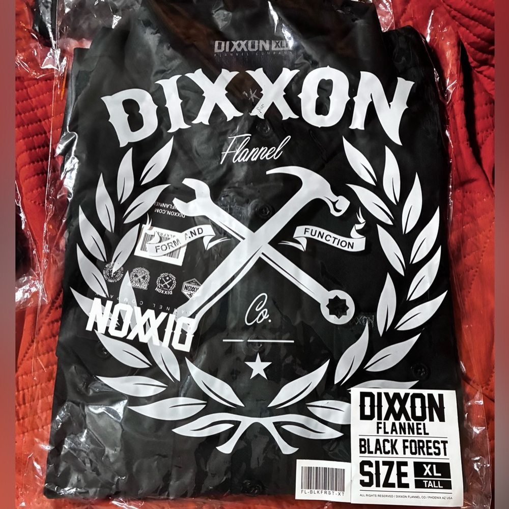 DIXXON $39 Special. New in Bag! Black Forest Flannel, Mens XL Tall.